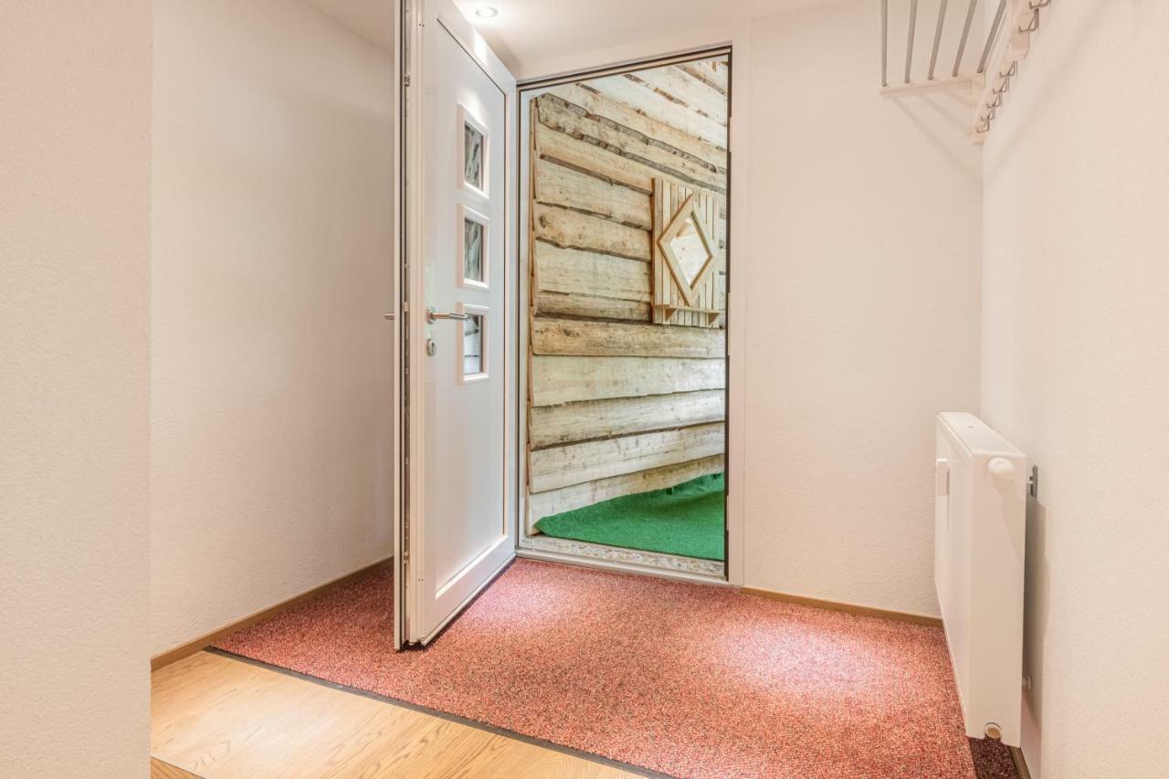 Апартаменти Haus Dienten Дінтен-ам-Гохкеніг Екстер'єр фото