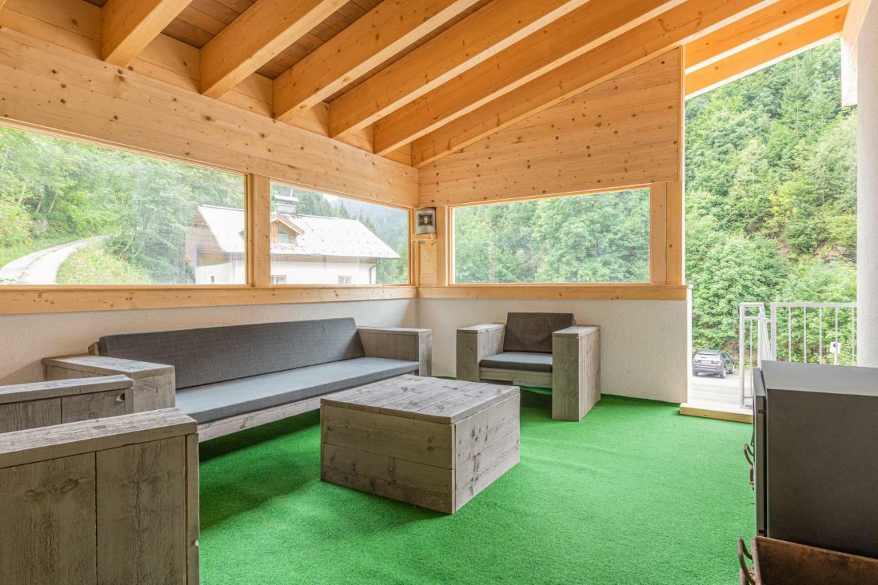 Апартаменти Haus Dienten Дінтен-ам-Гохкеніг Екстер'єр фото